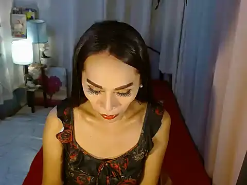 RomanticPearlTS online show from 10, 10, 2025