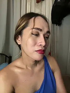 RomanticPearlTS online show from 2, 4, 2026