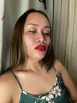 RomanticPearlTS online show from 9, 7, 2026