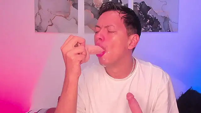 Snapshot of tommy_steelee chatting on 22, 12, 2025 tommy steelee online show from 22, 12, 2025