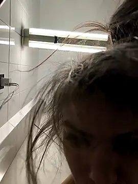 Snapshot of Junani2231 chatting on 25, 11, 2025 Junani2231 online show from 25, 11, 2025