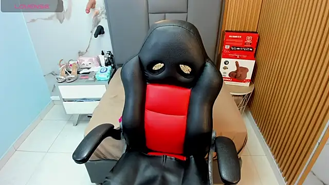 Isisleroy1 online show from 14, 1, 2026