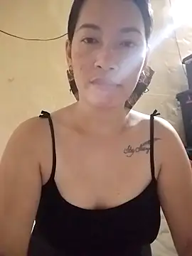 wildxxxGia online show from 29, 10, 2025