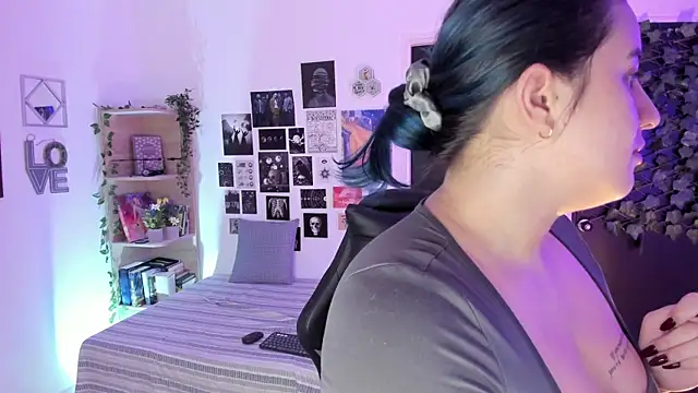 Snapshot of Lana_Herondale chatting on 26, 11, 2025 Lana Herondale online show from 26, 11, 2025