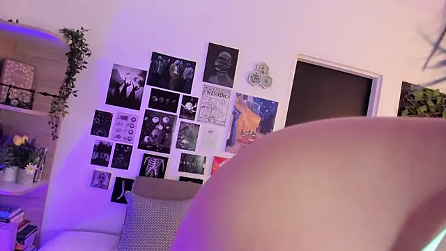 Snapshot of Lana_Herondale chatting on 3, 11, 2025 Lana Herondale online show from 3, 11, 2025