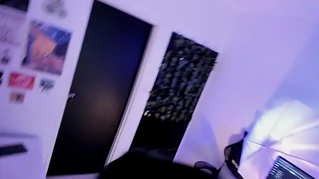 Snapshot of Lana_Herondale chatting on 15, 12, 2025 Lana Herondale online show from 15, 12, 2025