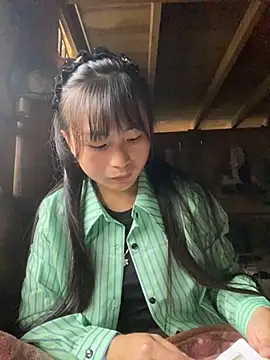 Snapshot of Sunyinn chatting on 1, 10, 2025 Sunyinn online show from 1, 10, 2025