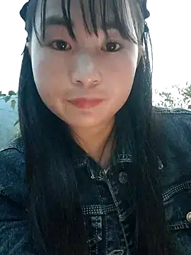 Snapshot of Sunyinn chatting on 18, 10, 2025 Sunyinn online show from 18, 10, 2025