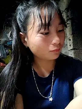 Snapshot of Sunyinn chatting on 12, 11, 2025 Sunyinn online show from 12, 11, 2025