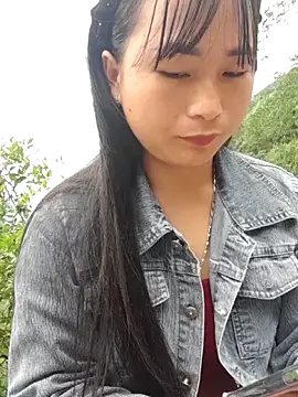 Snapshot of Sunyinn chatting on 18, 10, 2025 Sunyinn online show from 18, 10, 2025