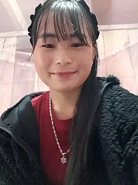 Snapshot of Sunyinn chatting on 25, 10, 2025 Sunyinn online show from 25, 10, 2025