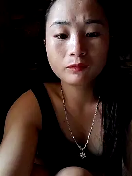 Snapshot of Sunyinn chatting on 5, 10, 2025 Sunyinn online show from 5, 10, 2025