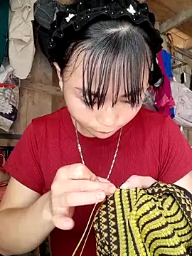 Snapshot of Sunyinn chatting on 28, 10, 2025 Sunyinn online show from 28, 10, 2025