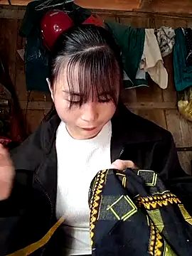 Snapshot of Sunyinn chatting on 22, 12, 2025 Sunyinn online show from 22, 12, 2025