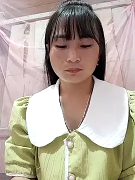 Snapshot of Sunyinn chatting on 11, 9, 2025 Sunyinn online show from 11, 9, 2025