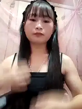 Snapshot of Sunyinn chatting on 22, 9, 2025 Sunyinn online show from 22, 9, 2025