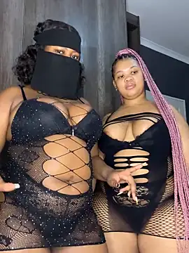 Thick Ass Barbiie online show from 19, 12, 2025