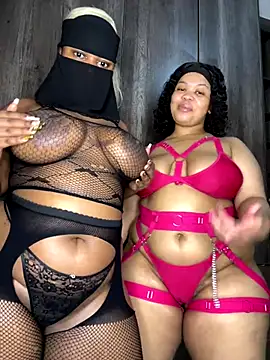 Thick Ass Barbiie online show from 13, 12, 2025