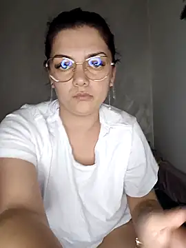 LadyNora online show from 12, 4, 2026