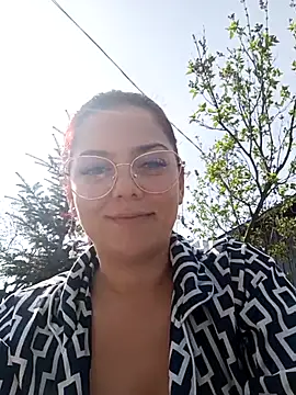 LadyNora online show from 15, 4, 2026