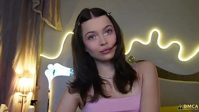 kellypeachcake online show from 22, 12, 2025