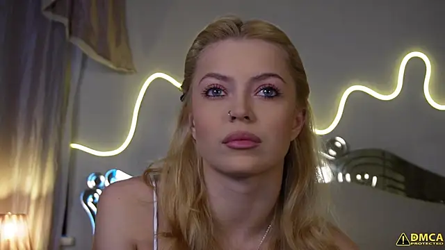 kellypeachcake online show from 12, 11, 2025