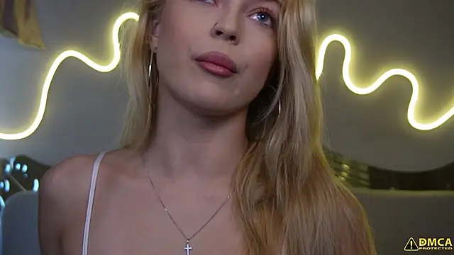 kellypeachcake online show from 8, 10, 2025