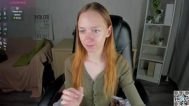 Mia E1fie online show from 2, 11, 2025