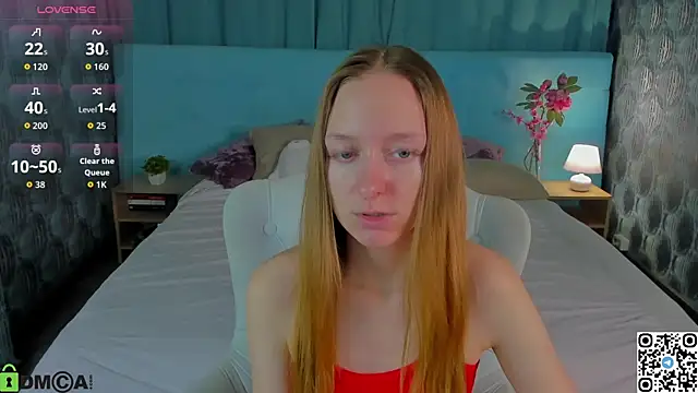 Mia E1fie online show from 10, 10, 2025