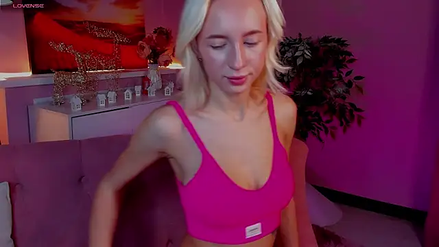 cute luucy online show from 6, 2, 2026