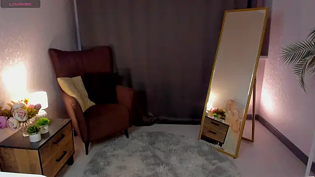 cute luucy online show from 20, 3, 2026
