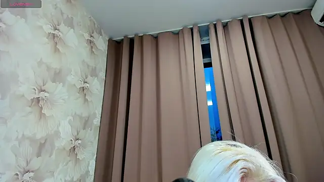 cute luucy online show from 21, 10, 2025