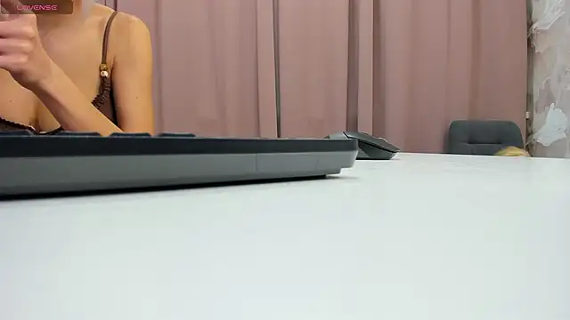 cute luucy online show from 29, 10, 2025