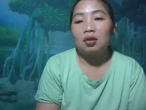 Snapshot of PhamPhung chatting on 6, 10, 2025 PhamPhung online show from 6, 10, 2025