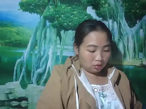 Snapshot of PhamPhung chatting on 7, 10, 2025 PhamPhung online show from 7, 10, 2025