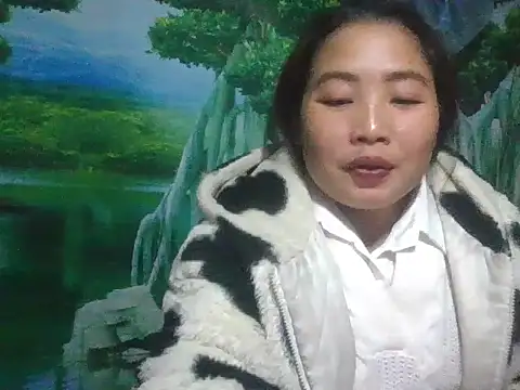 Snapshot of PhamPhung chatting on 29, 11, 2025 PhamPhung online show from 29, 11, 2025