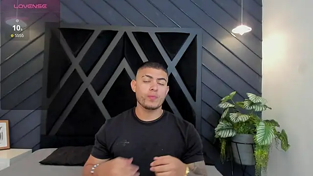 marco garciia  online show from 30, 10, 2025