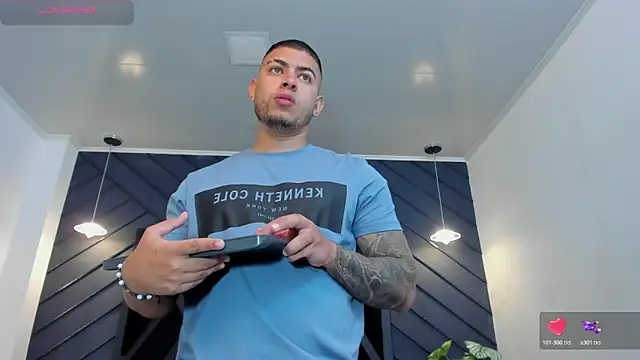 marco garciia  online show from 31, 10, 2025