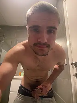 los freaky online show from 12, 4, 2026