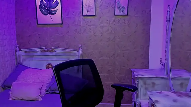 Dali collin online show from 4, 7, 2026