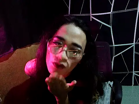 Madylinebigcock69 online show from 25, 6, 2026