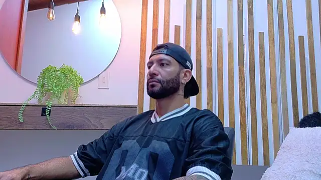 yorbymaxx online show from 6, 3, 2026