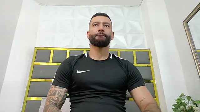 yorbymaxx online show from 4, 11, 2025