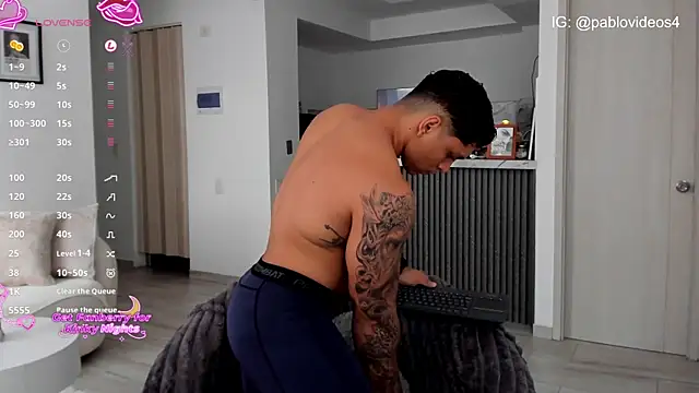 Nicolasmontoya16 online show from 22, 12, 2025