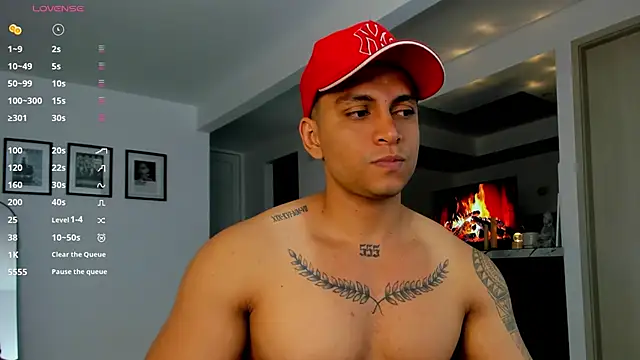 Nicolasmontoya16 online show from 8, 11, 2025