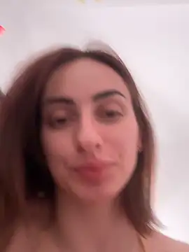 AuraPure online show from 17, 11, 2025