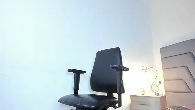 Maia 520 online show from 6, 1, 2026