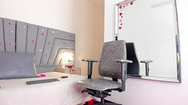 Snapshot of Maia_520 chatting on 26, 2, 2026 Maia 520 online show from 26, 2, 2026