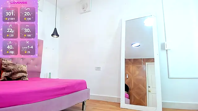 sienna glow online show from 13, 9, 2025