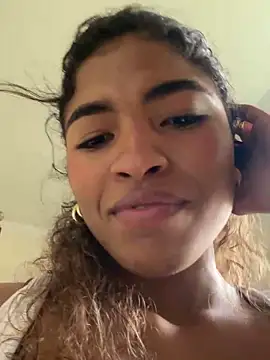 sienna glow online show from 27, 2, 2026